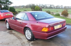 Mercedes-Benz SL Class 3.2 SL320 2dr