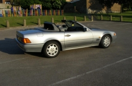 Mercedes-Benz SL Class 3.2 SL320 2dr