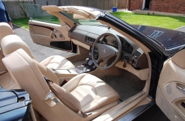 Mercedes-Benz SL Class 3.2 SL320 2dr