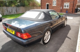 Mercedes-Benz SL Class 3.2 SL320 2dr
