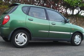 Daihatsu Sirion 1.0