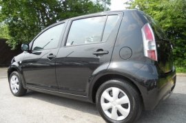 Daihatsu Sirion 1.0