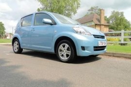 Daihatsu Sirion 1.0