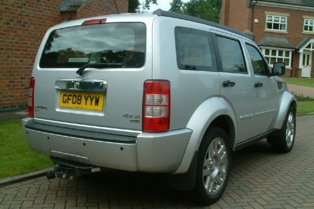 Dodge Nitro 2.8
