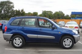 Toyota RAV4 2.0 GX 5dr