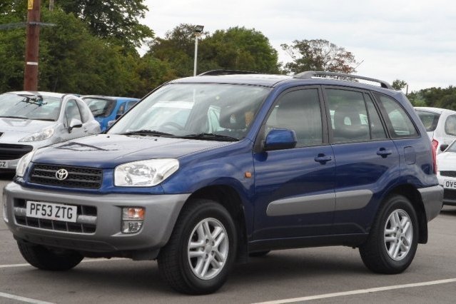Toyota RAV4 2.0 GX 5dr