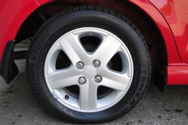 Daihatsu YRV 1.3