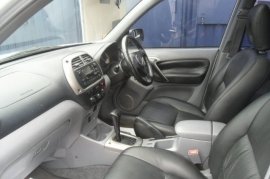 Toyota RAV4 2.0 VX 5dr Auto