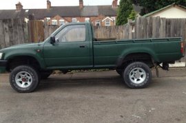 Toyota Hilux Double Cab Pick Up 2.5