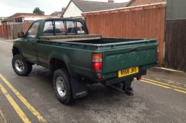 Toyota Hilux Double Cab Pick Up 2.5
