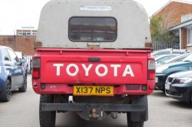 Toyota Hilux Single Cab  2.5
