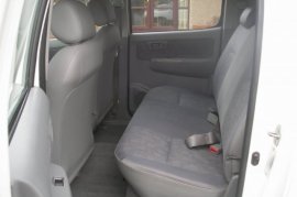 Toyota Hilux Double Cab Pick Up 2.5