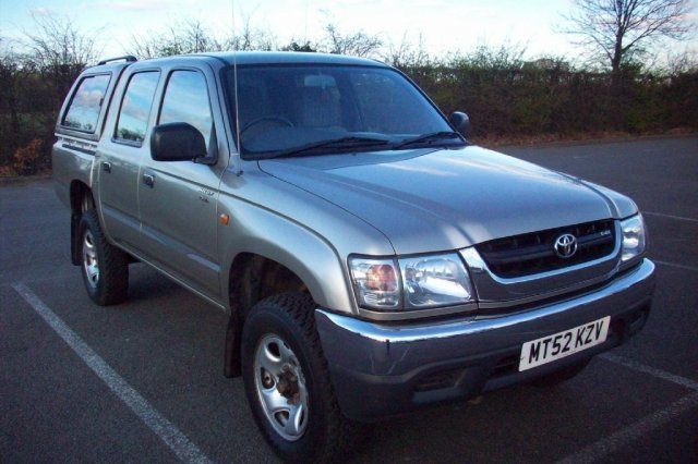 Toyota Hilux  Double Cab Pick 2.5