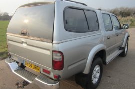 Toyota Hilux  Double Cab Pick 2.5