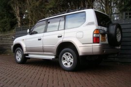 Toyota Land Cruiser 2.7