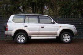 Toyota Land Cruiser 2.7
