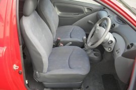 Toyota Yaris 1.0