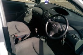 Toyota Yaris 1.0