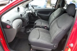 Toyota Yaris 1.0