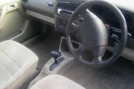Volkswagen Golf 1.8