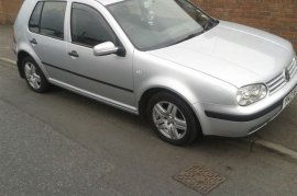 Volkswagen Golf 1.9