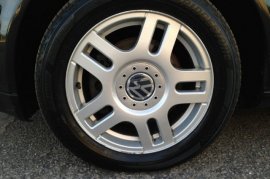 Volkswagen Golf 1.8