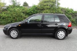 Volkswagen Golf 1.6