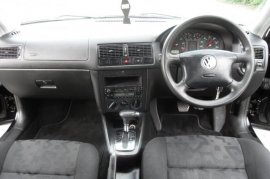 Volkswagen Golf 1.6