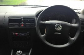 Volkswagen Golf 1.6