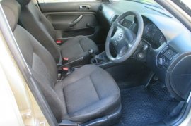Volkswagen Golf 1.9