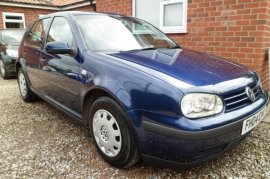 Volkswagen Golf 1.6
