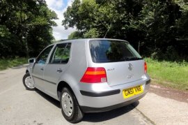 Volkswagen Golf 1.6