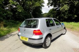 Volkswagen Golf 1.6
