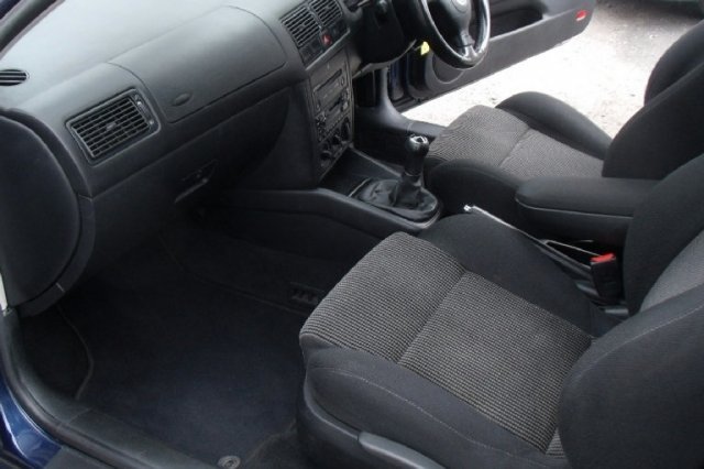 Volkswagen Golf 2.0
