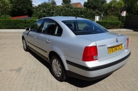 Volkswagen Passat 1.8