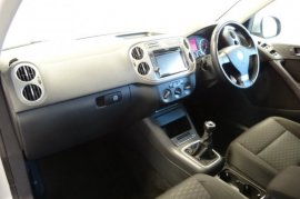 Volkswagen Tiguan S 2.0