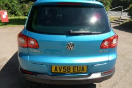 Volkswagen Tiguan S 2.0