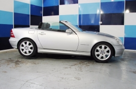 Mercedes-Benz SLK 2.3 SLK230