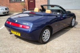 Alfa Romeo Spider 2.0