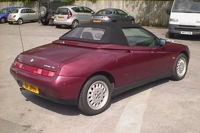 Alfa Romeo Spider 2.0