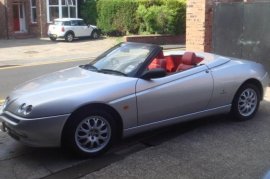 Alfa Romeo Spider 2.0