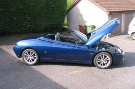 Alfa Romeo Spider 3.2