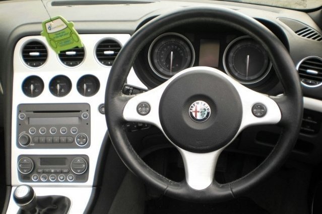 Alfa Romeo Spider 3.2