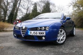 Alfa Romeo Spider 3.2
