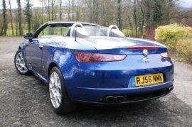 Alfa Romeo Spider 3.2