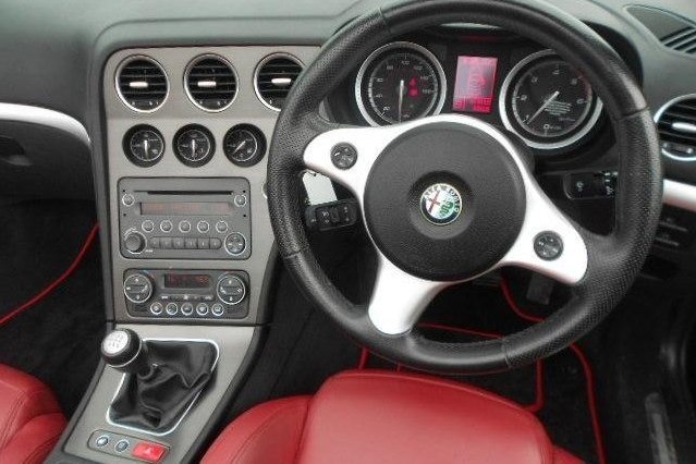 Alfa Romeo Spider 2.4