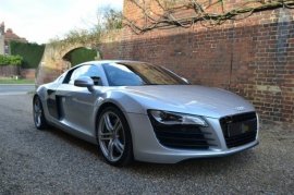 Audi R8 4.2