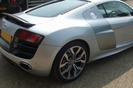 Audi R8 5.2
