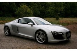 Audi R8 4.2