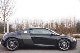 Audi R8 4.2